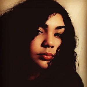 Meet your Posher, Julieee_xoxo